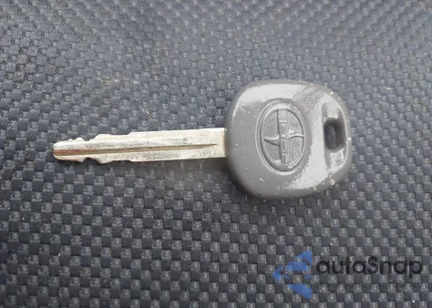 2006 Scion Tc from USA, damaged, VIN JTKDE177560066069